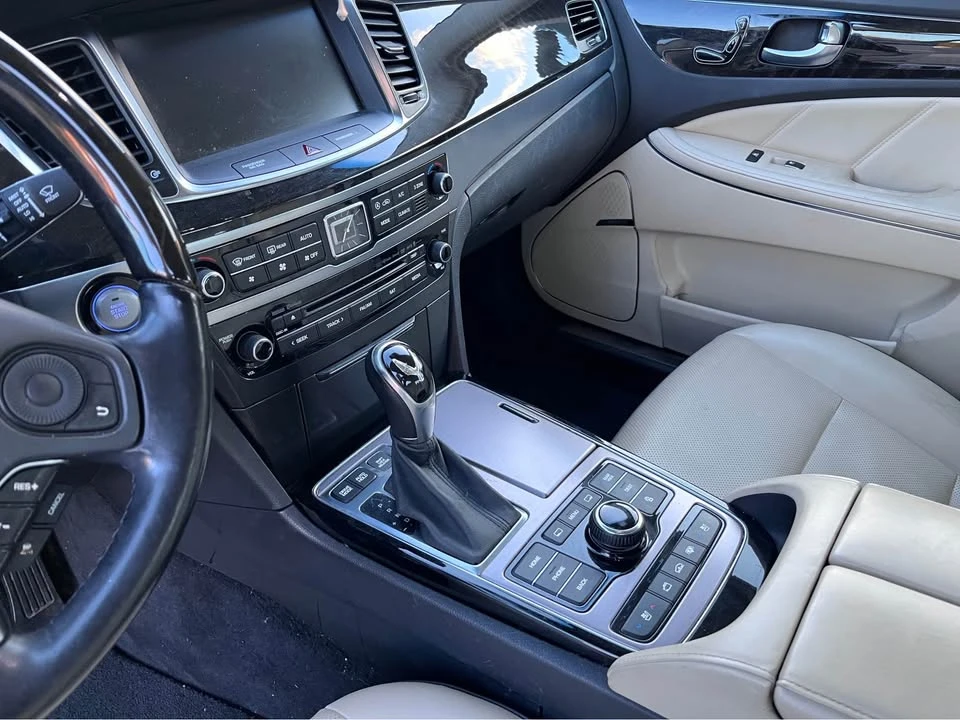 2014 Hyundai Equus - Image 19 of 20