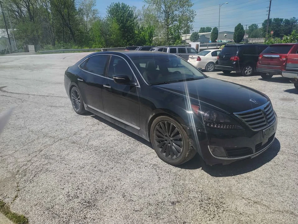 2014 Hyundai Equus - Image 2 of 11