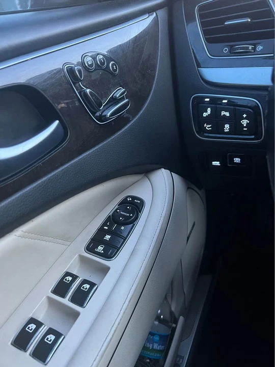 2014 Hyundai Equus - Image 19 of 20