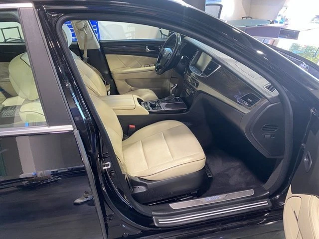 2014 Hyundai Equus - Image 18 of 20