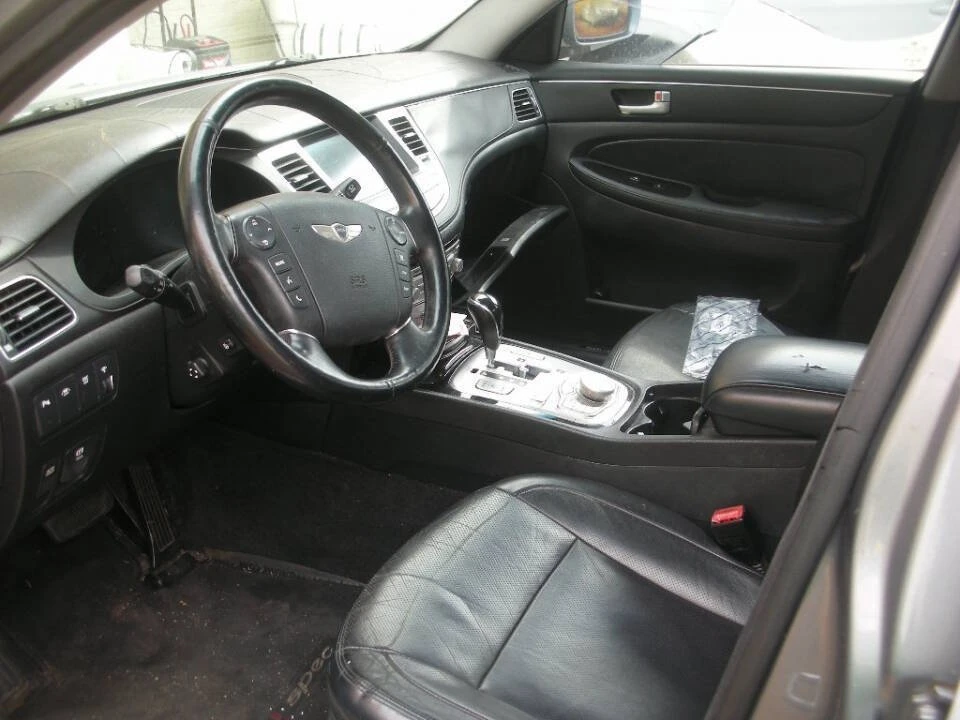 2014 Hyundai Genesis - Image 5 of 7