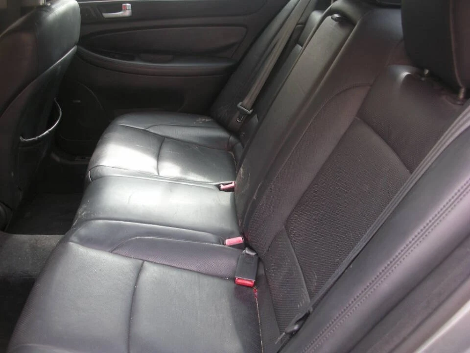 2014 Hyundai Genesis - Image 6 of 7