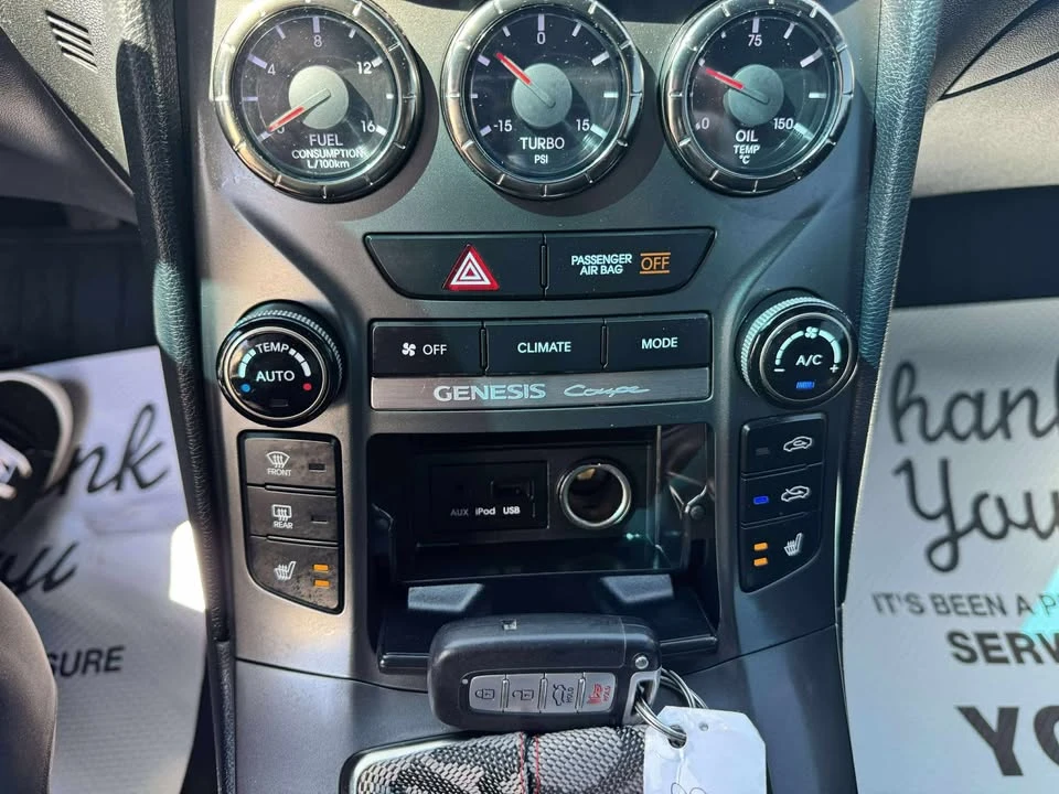 2014 Hyundai Genesis - Image 12 of 18