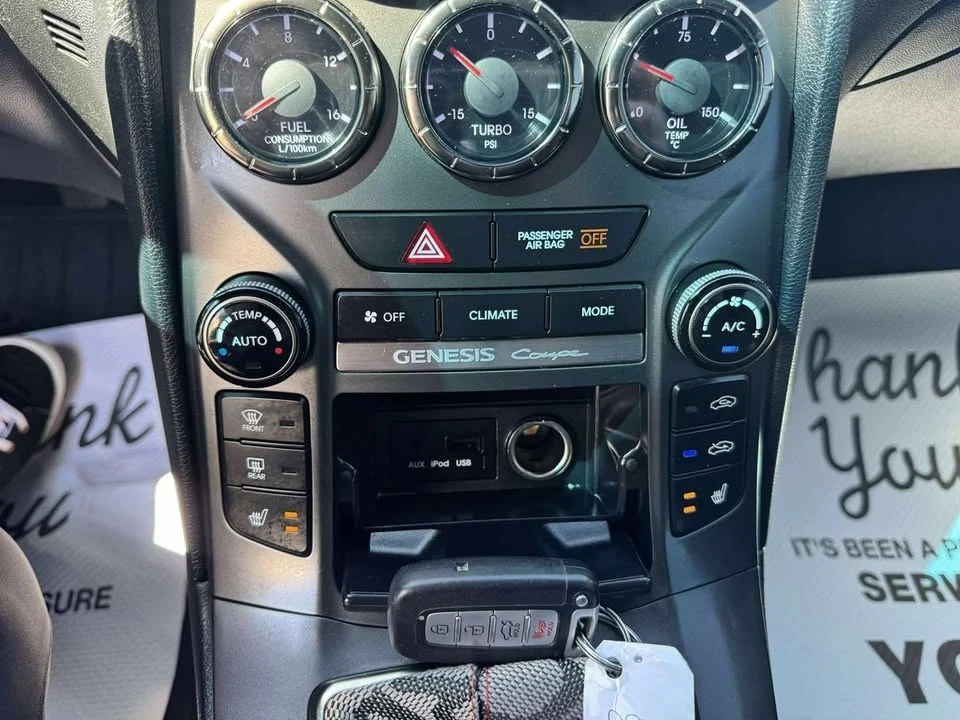 2014 Hyundai Genesis - Image 12 of 18