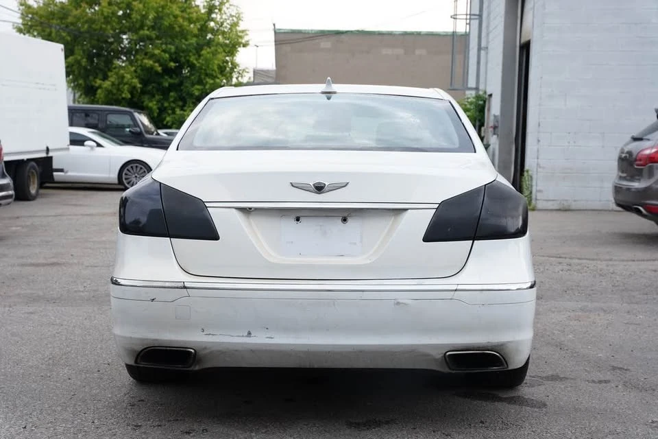 2014 Hyundai Genesis - Image 5 of 16
