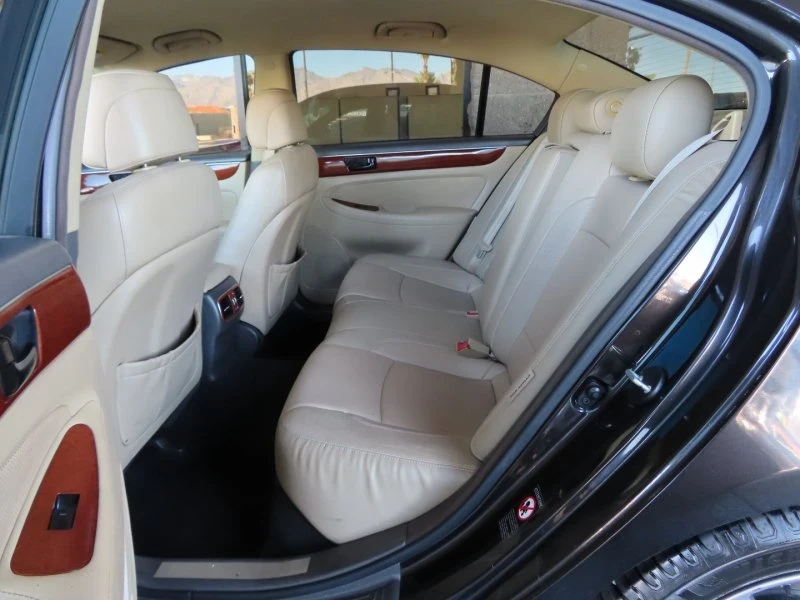 2014 Hyundai Genesis - Image 7 of 18