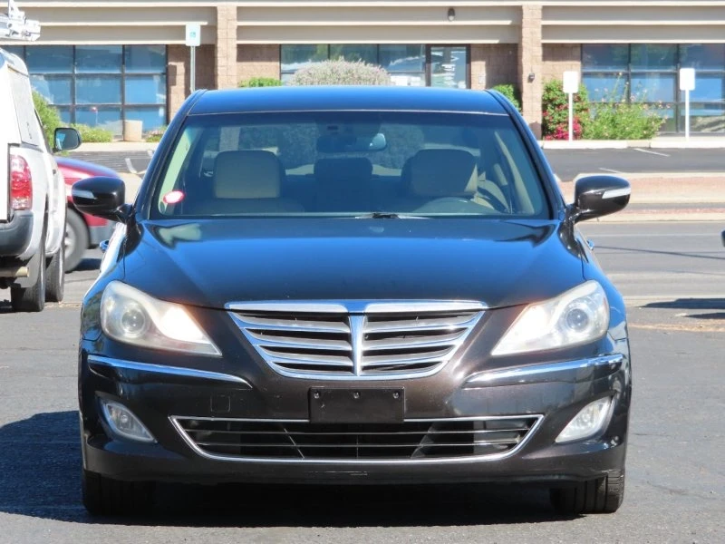 2014 Hyundai Genesis - Image 2 of 18