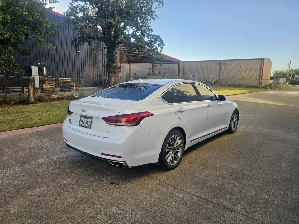 2014 Hyundai Genesis - Image 5 of 16