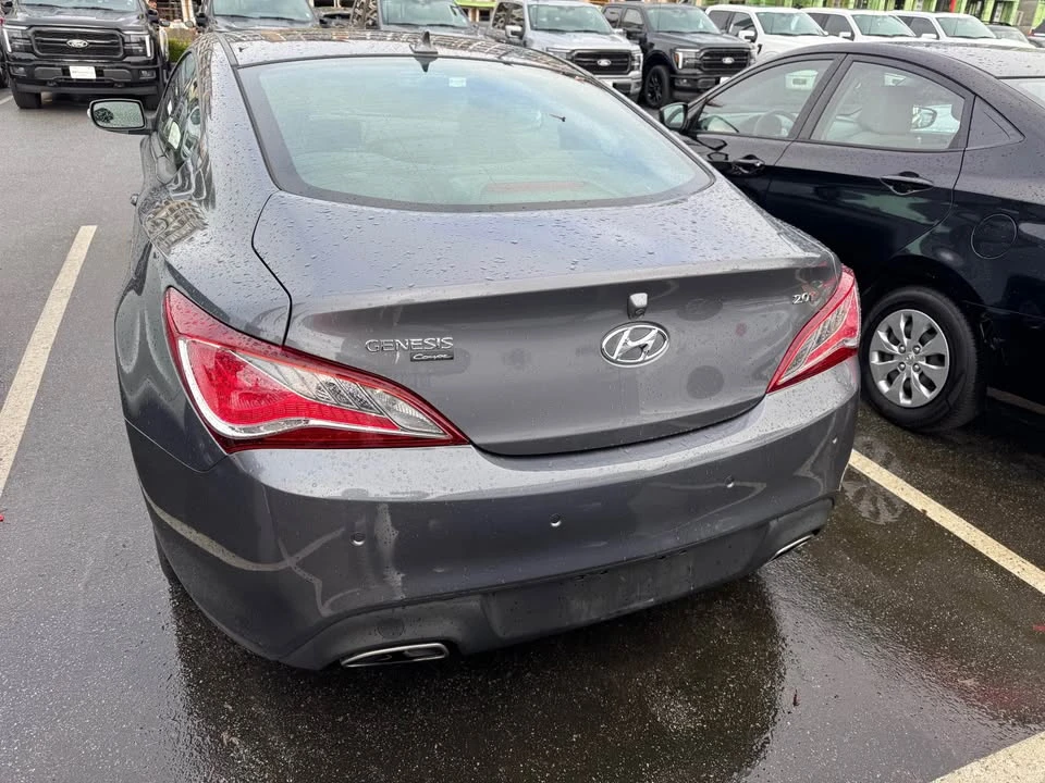2014 Hyundai Genesis - Image 4 of 5