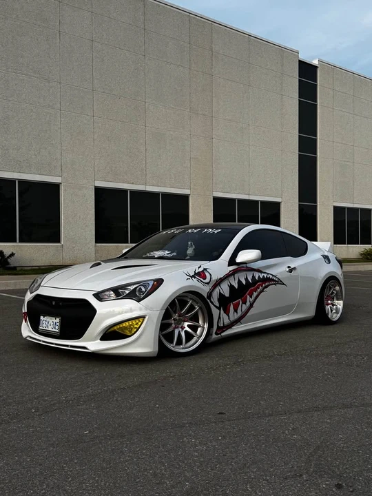 2014 Hyundai Genesis - Image 12 of 12