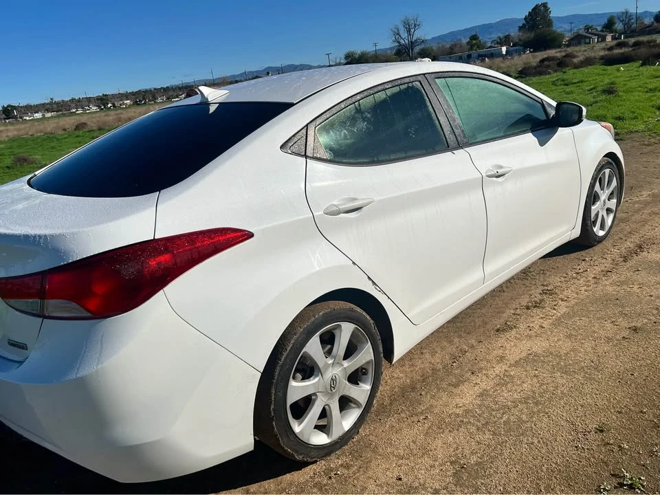 2014 Hyundai Genesis - Image 8 of 13