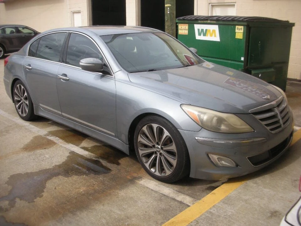 2014 Hyundai Genesis - Image 2 of 7