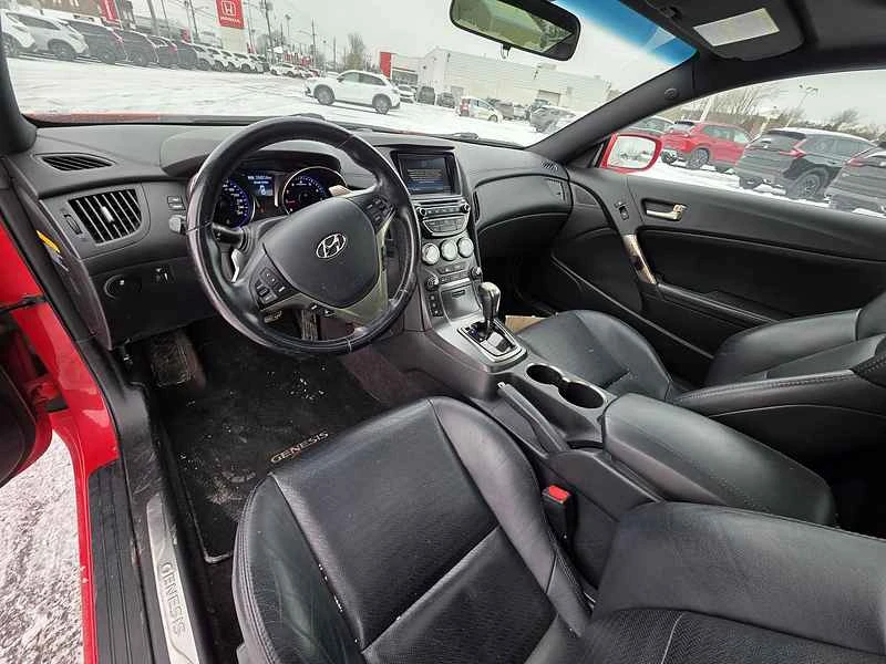 2014 Hyundai Genesis - Image 3 of 3