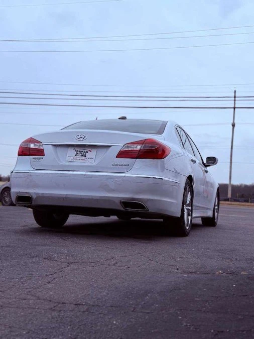 2014 Hyundai Genesis - Image 6 of 12