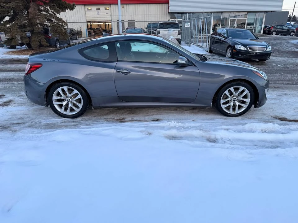 2014 Hyundai Genesis Coupe - Image 4 of 13