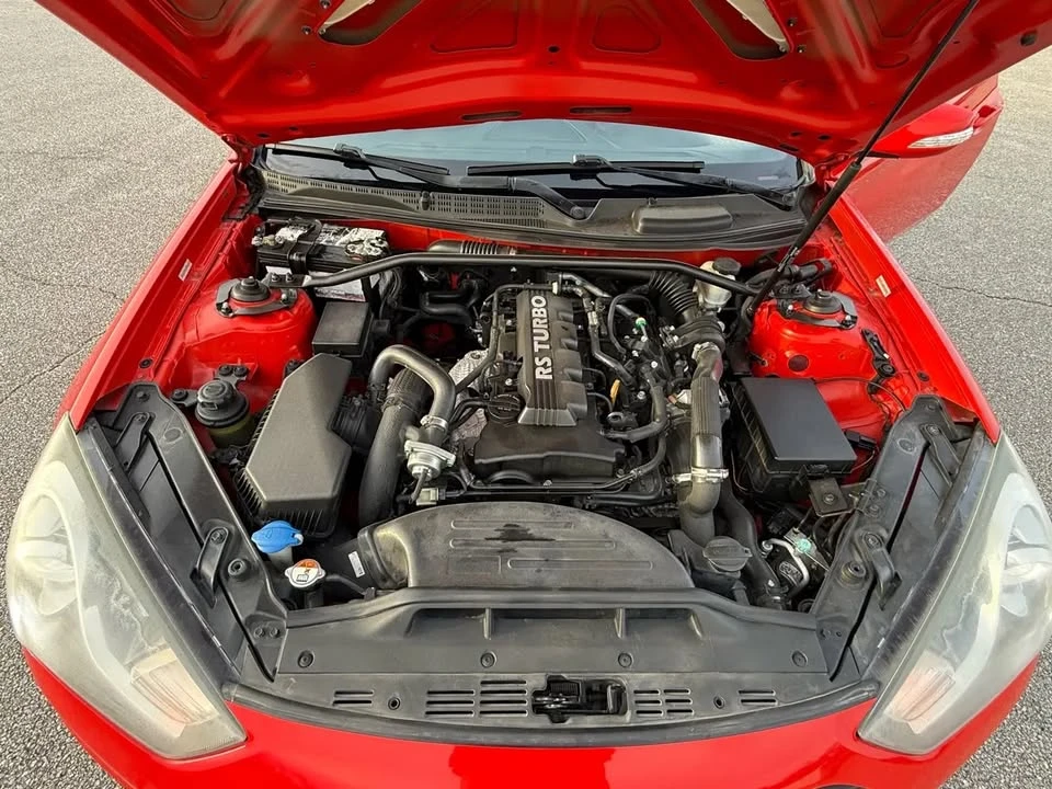 2014 Hyundai Genesis - Image 15 of 15