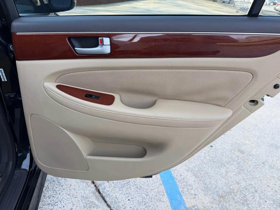 2014 Hyundai Genesis - Image 11 of 11