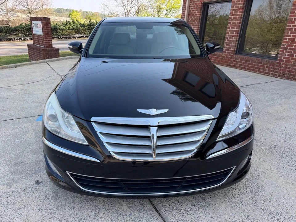 2014 Hyundai Genesis - Image 3 of 11