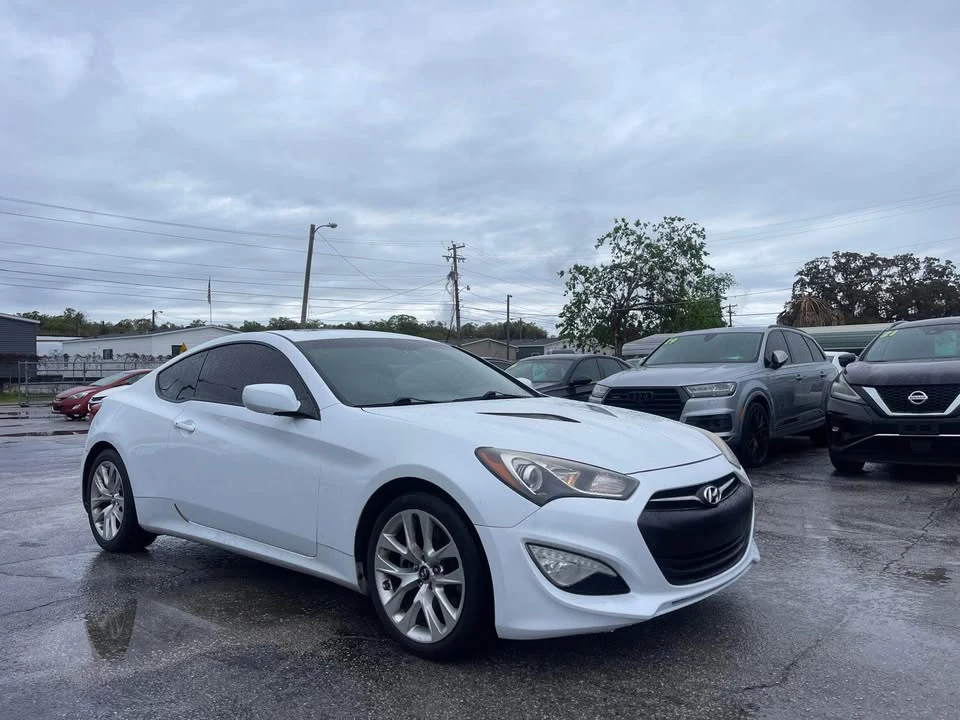 2014 Hyundai Genesis Coupe - Image 7 of 7