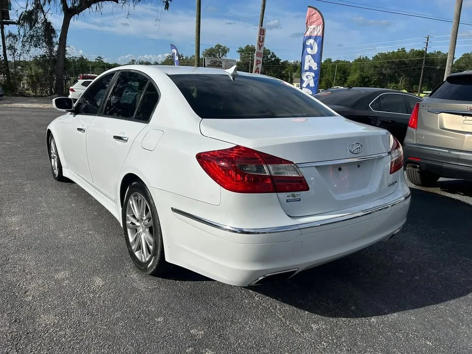 2014 Hyundai Genesis - Image 5 of 20