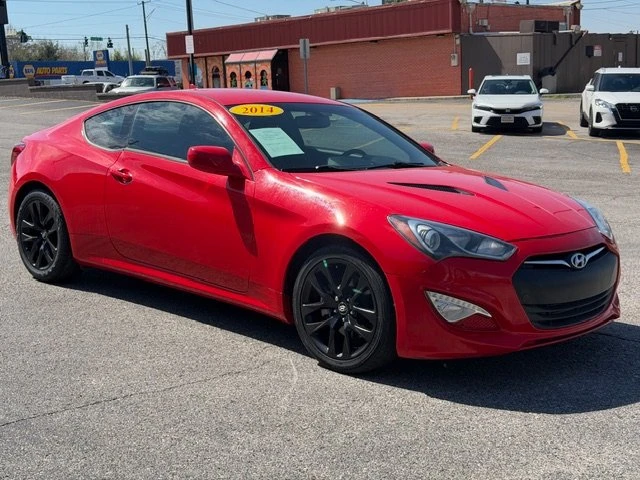 2014 Hyundai Genesis - Image 5 of 9