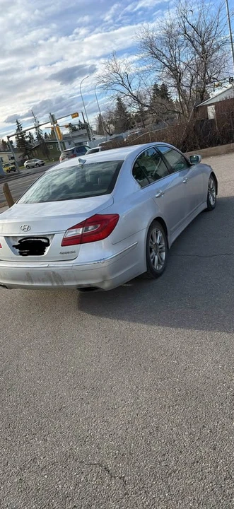2014 Hyundai Genesis - Image 3 of 11