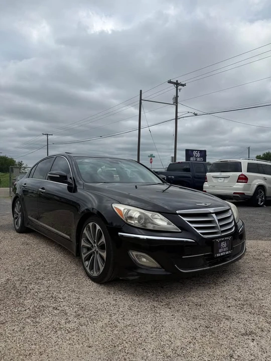 2014 Hyundai Genesis - Image 2 of 5