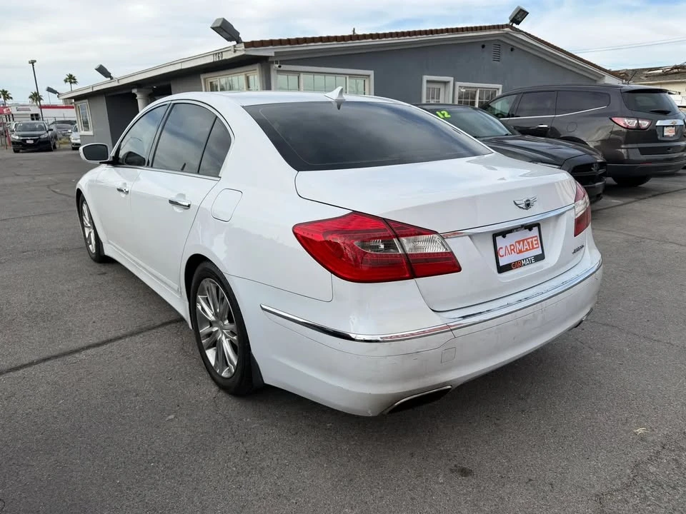 2014 Hyundai Genesis - Image 5 of 20