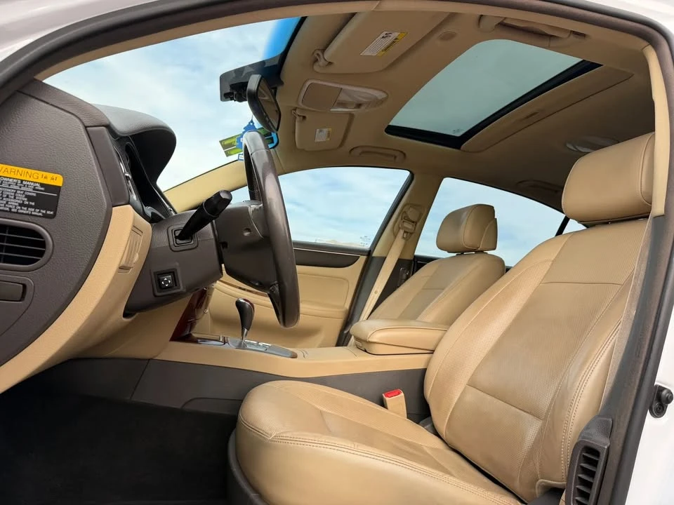 2014 Hyundai Genesis - Image 13 of 20