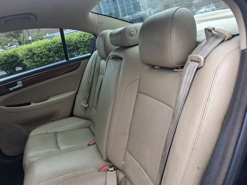 2014 Hyundai Genesis - Image 11 of 13