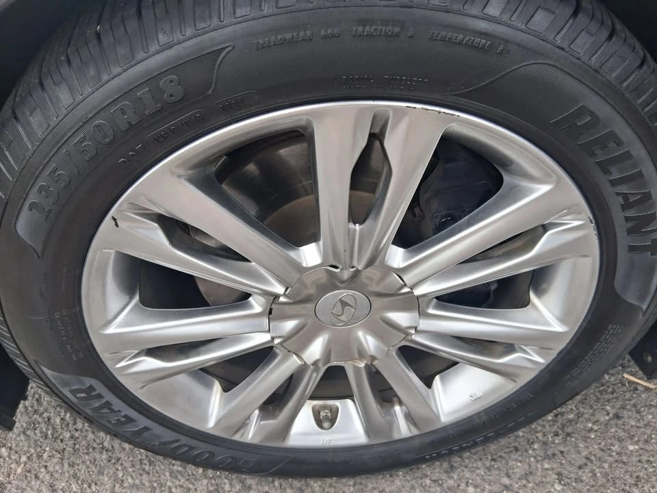 2014 Hyundai Genesis - Image 13 of 13