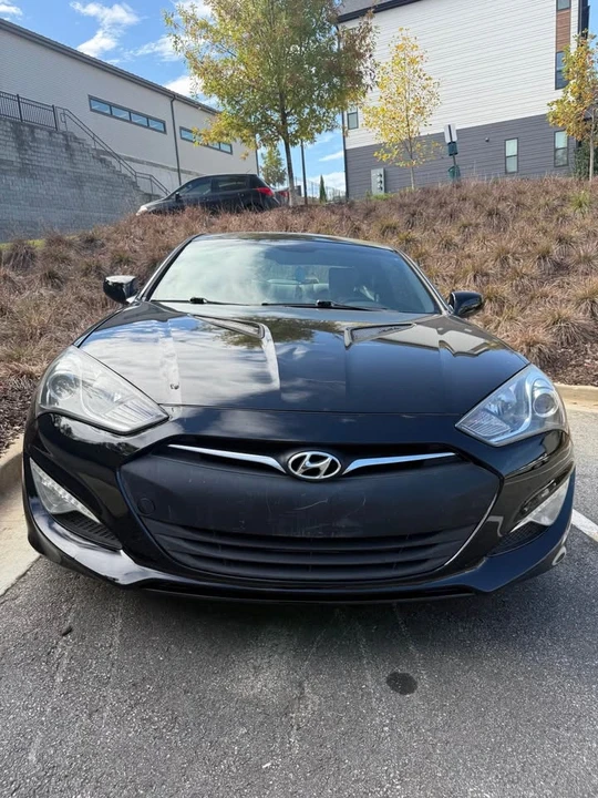2014 Hyundai Genesis Coupe - Image 2 of 12