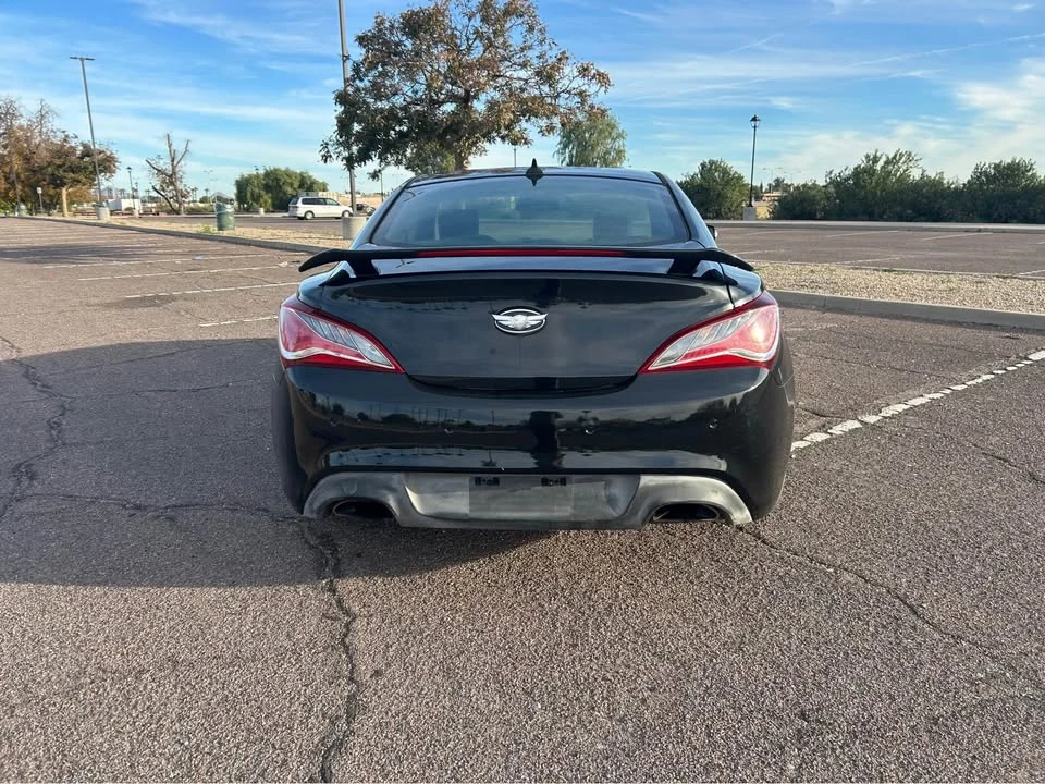 2014 Hyundai Genesis Coupe - Image 5 of 8