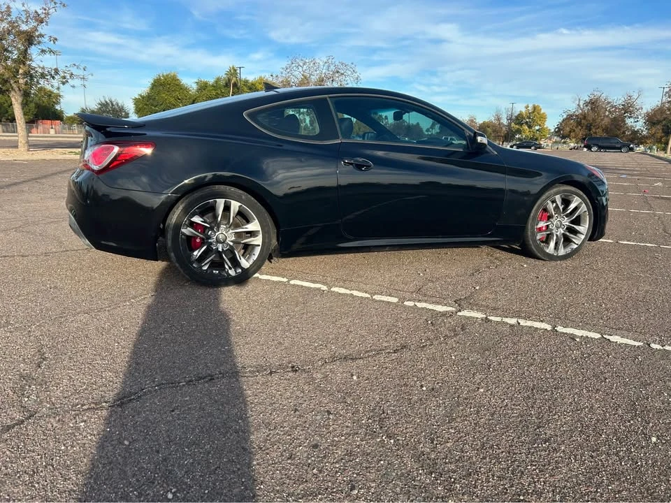 2014 Hyundai Genesis Coupe - Image 3 of 8