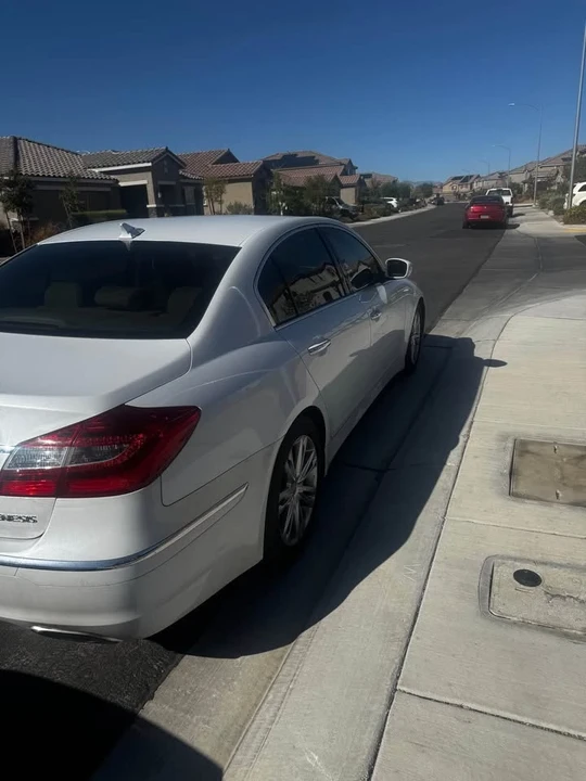 2014 Hyundai Genesis - Image 3 of 13