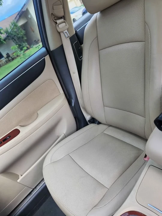 2014 Hyundai Genesis - Image 11 of 15