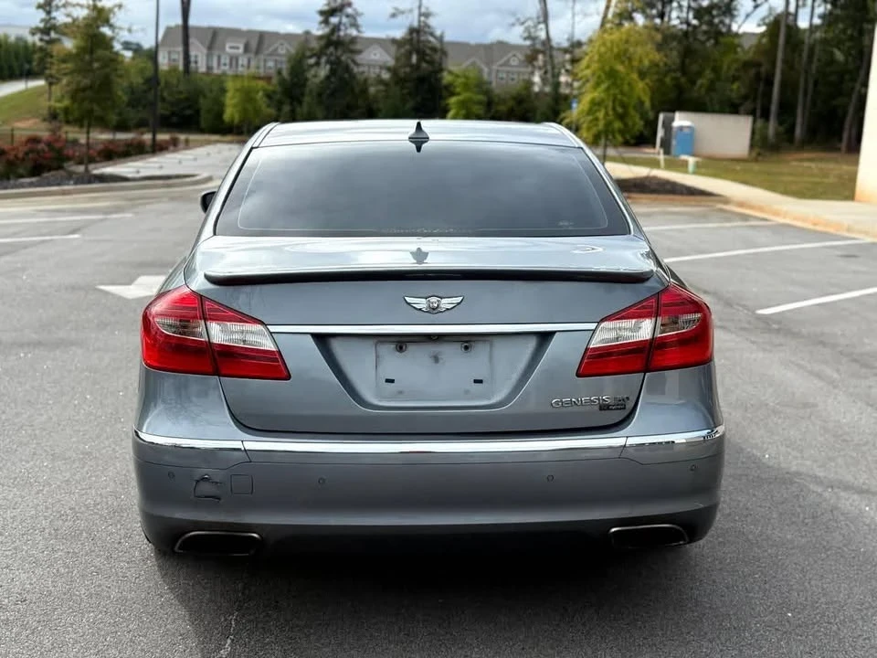 2014 Hyundai Genesis - Image 4 of 4