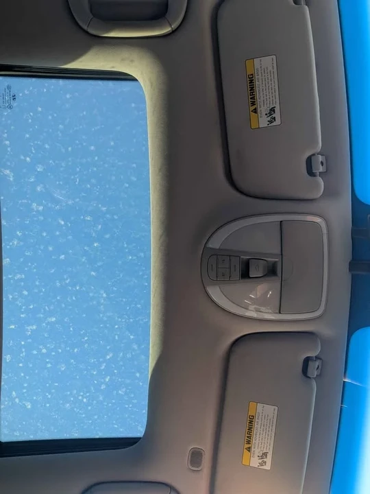 2014 Hyundai Genesis - Image 18 of 20
