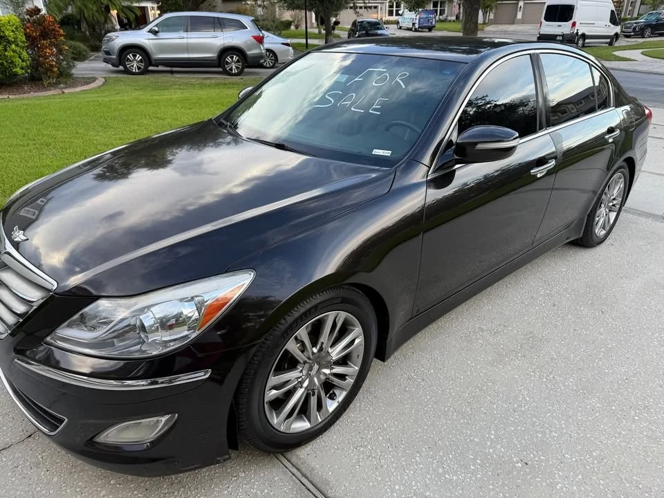 2014 Hyundai Genesis - Image 3 of 10