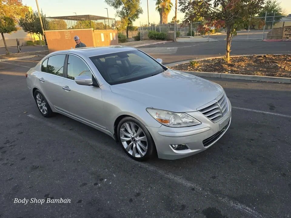 2014 Hyundai Genesis - Image 19 of 20