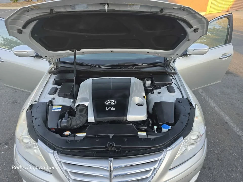 2014 Hyundai Genesis - Image 7 of 20