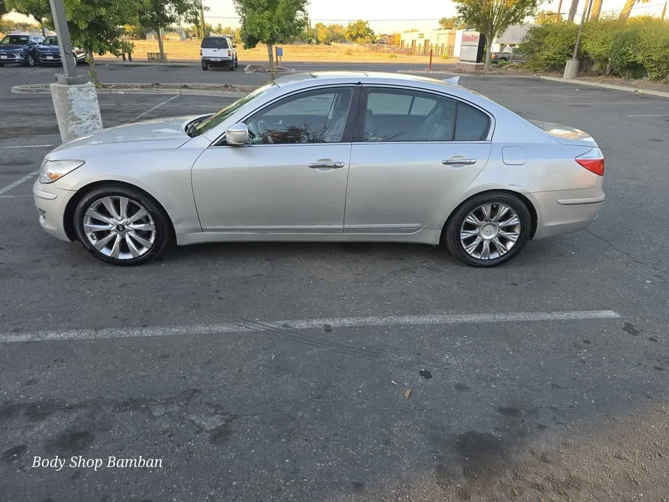 2014 Hyundai Genesis - Image 9 of 20