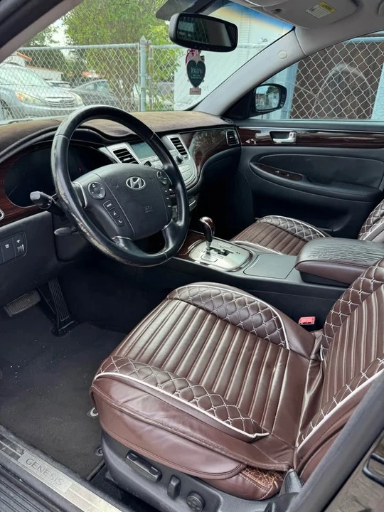 2014 Hyundai Genesis - Image 5 of 9