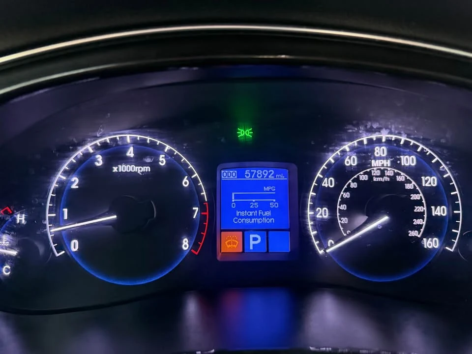 2014 Hyundai Genesis - Image 8 of 13