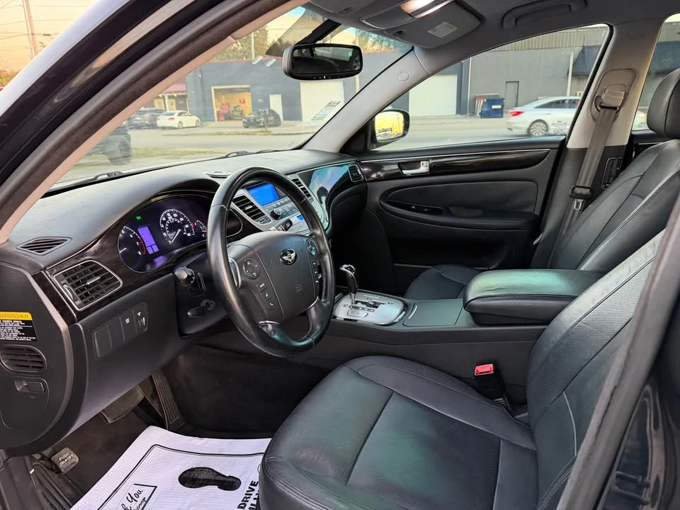 2014 Hyundai Genesis - Image 7 of 13