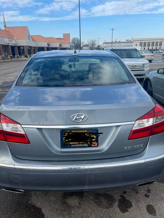 2014 Hyundai Genesis - Image 6 of 6