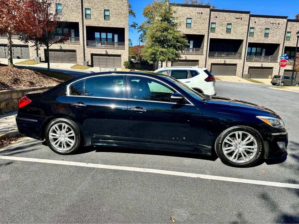 2014 Hyundai Genesis - Image 15 of 15