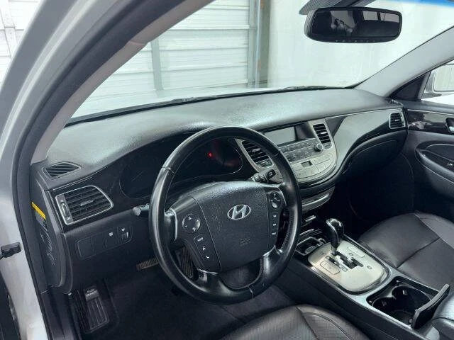 2014 Hyundai Genesis - Image 6 of 13