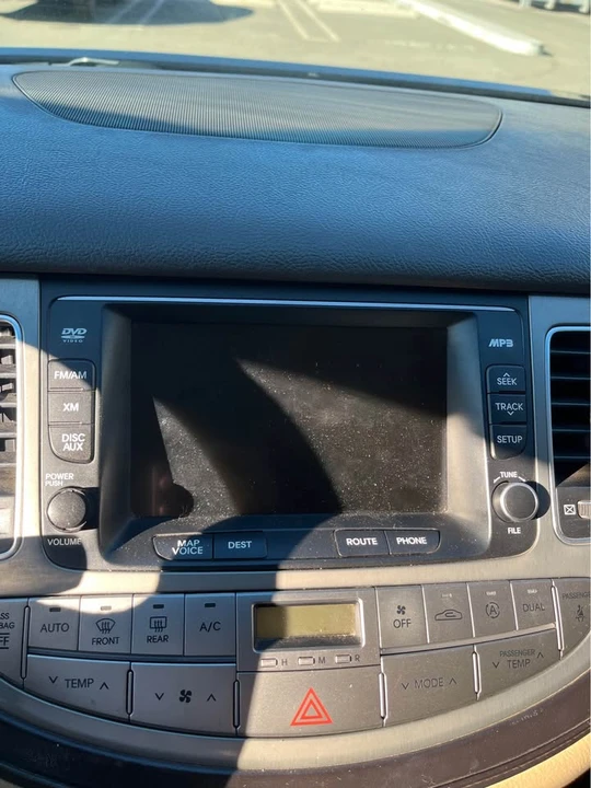 2014 Hyundai Genesis - Image 9 of 9