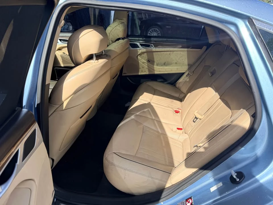 2014 Hyundai Genesis - Image 5 of 7